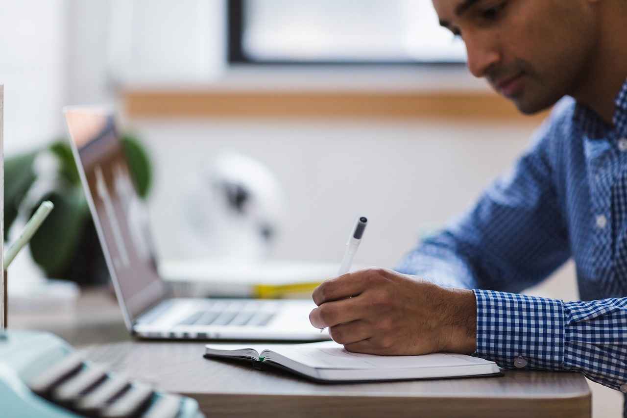 Utilizing Online Job Boards and Resources